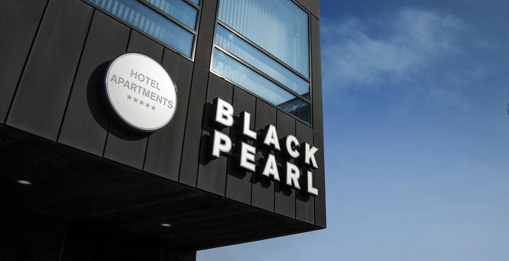 black-pearl-apartments-hotel-iceland