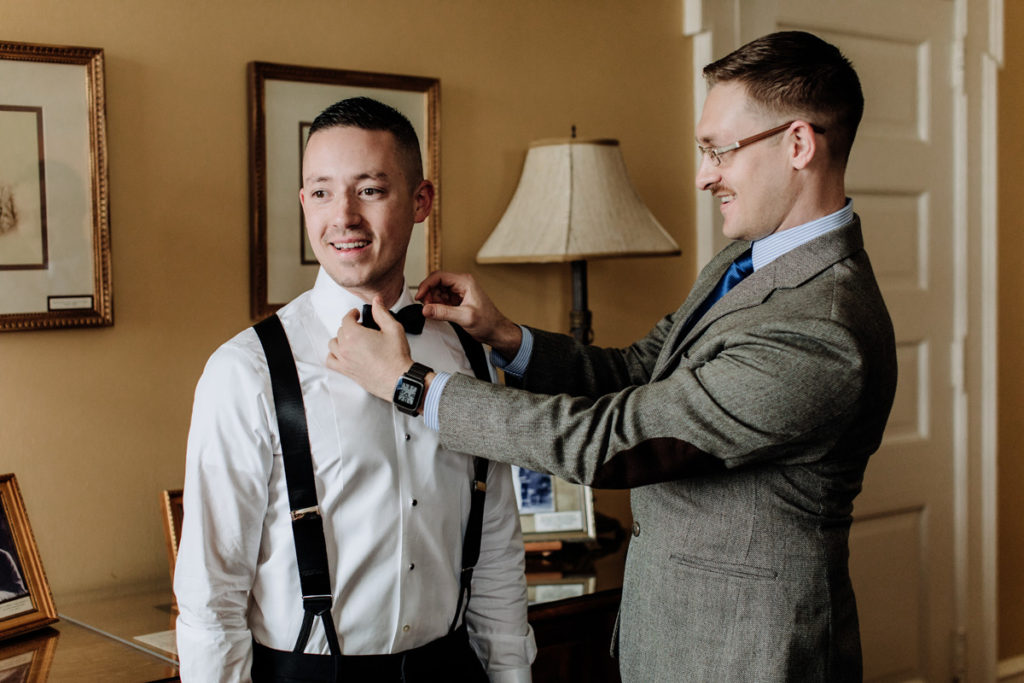 wedding-photography-groom-prep