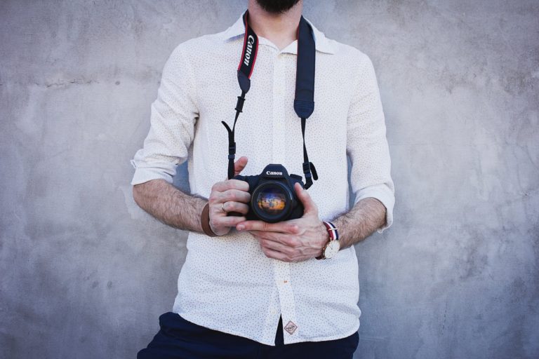 photographer-tipping