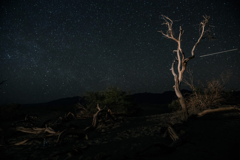 death-valley-national-park-sand-dunes-astrophotography