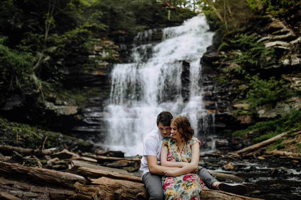 Daisy loyalitet styrte What is the Best Camera Setting for Outdoor Portraits? (WITH EXAMPLES!) –  Formed From Light